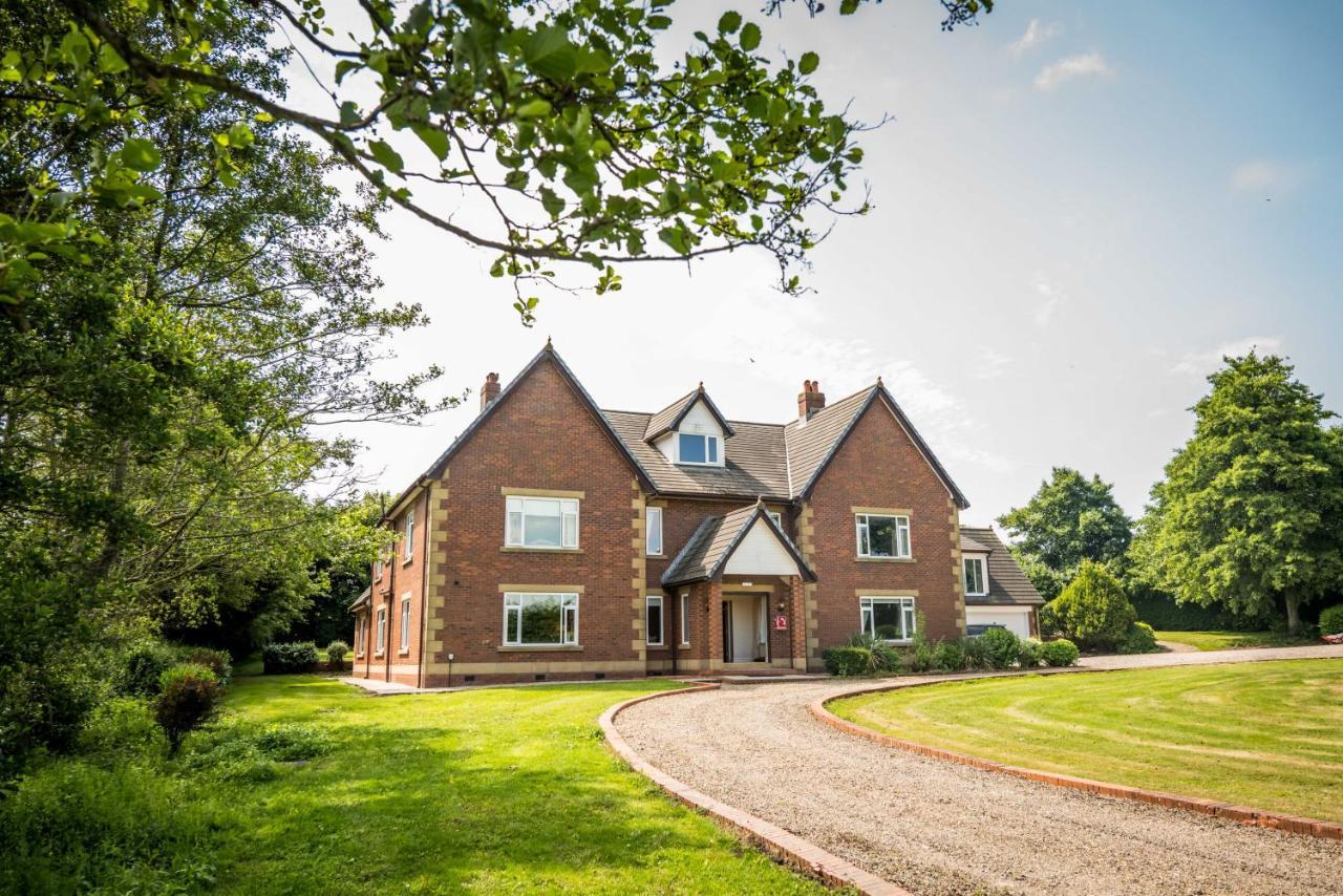 The Farmhouse At Ream Hills Weeton  Exterior photo